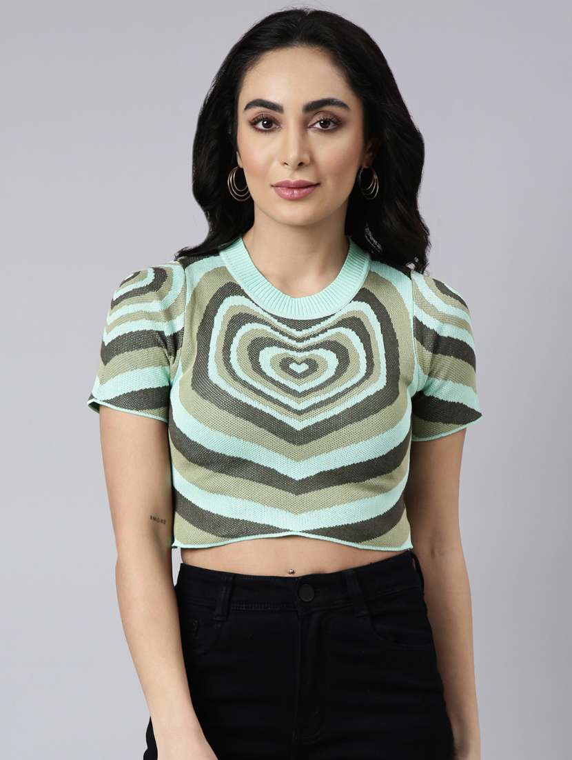 green printed detailed crop top