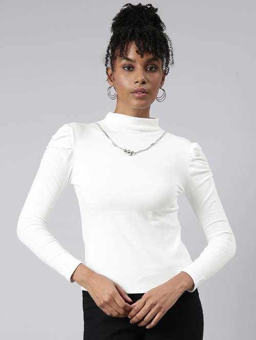 solid white detailed regular top - 20928963 -  Standard Image - 0