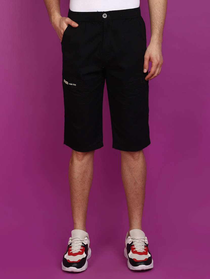 men solid mid rise cargo shorts