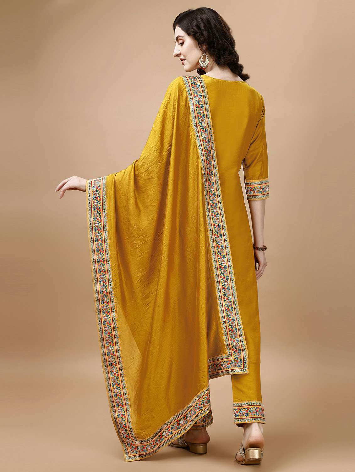 women placement print kurta pant set with dupatta - 20929896 -  Standard Image - 2