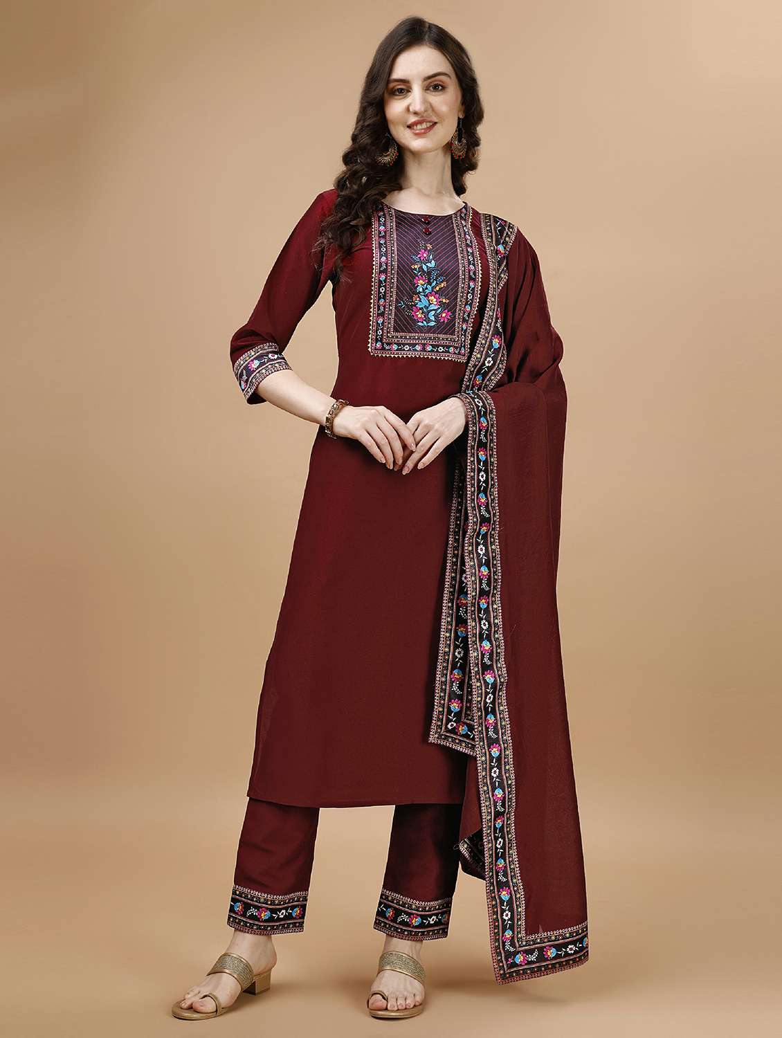 women placement print kurta pant set with dupatta