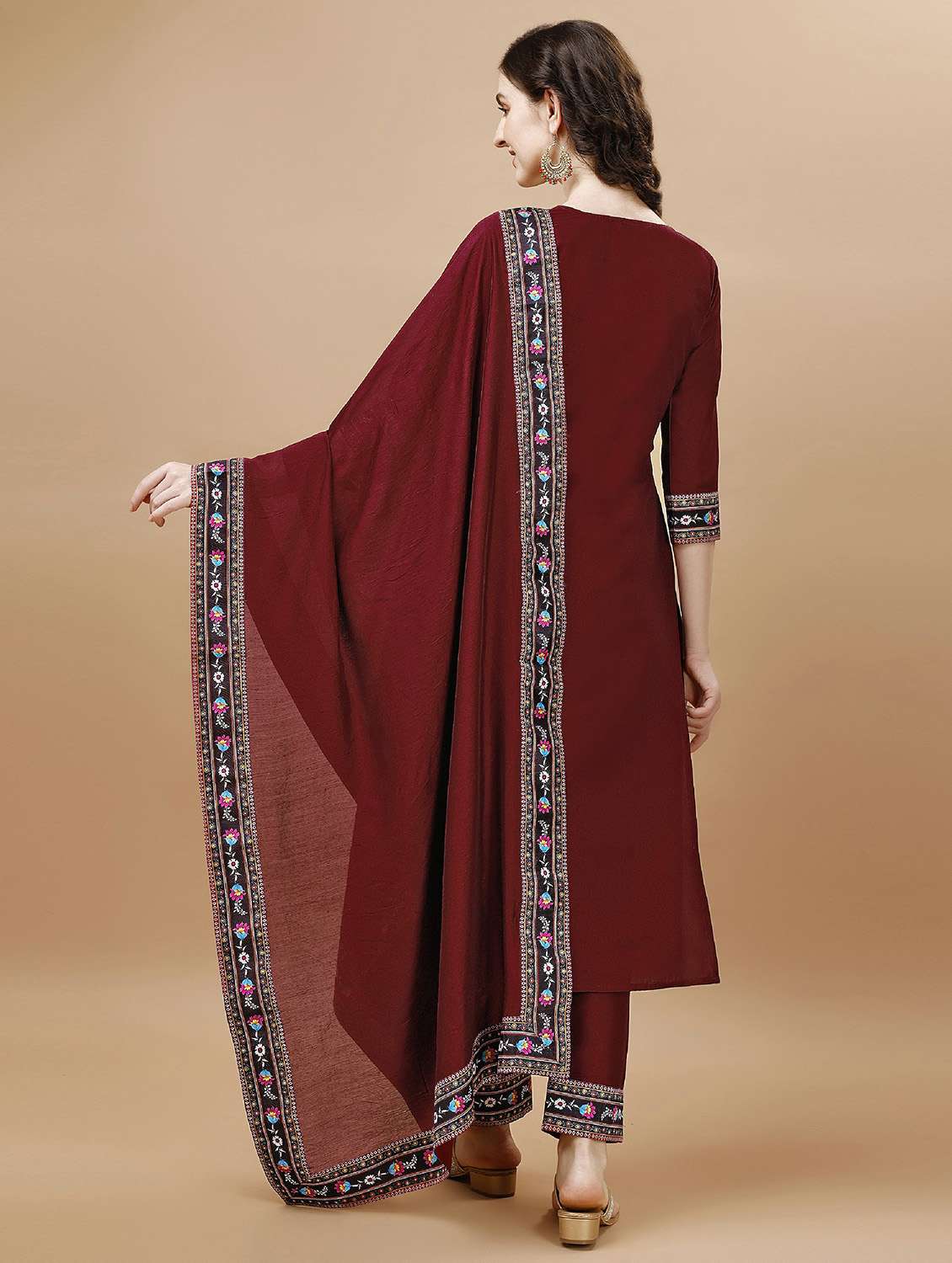 women placement print kurta pant set with dupatta - 20929897 - Standard Image - 2