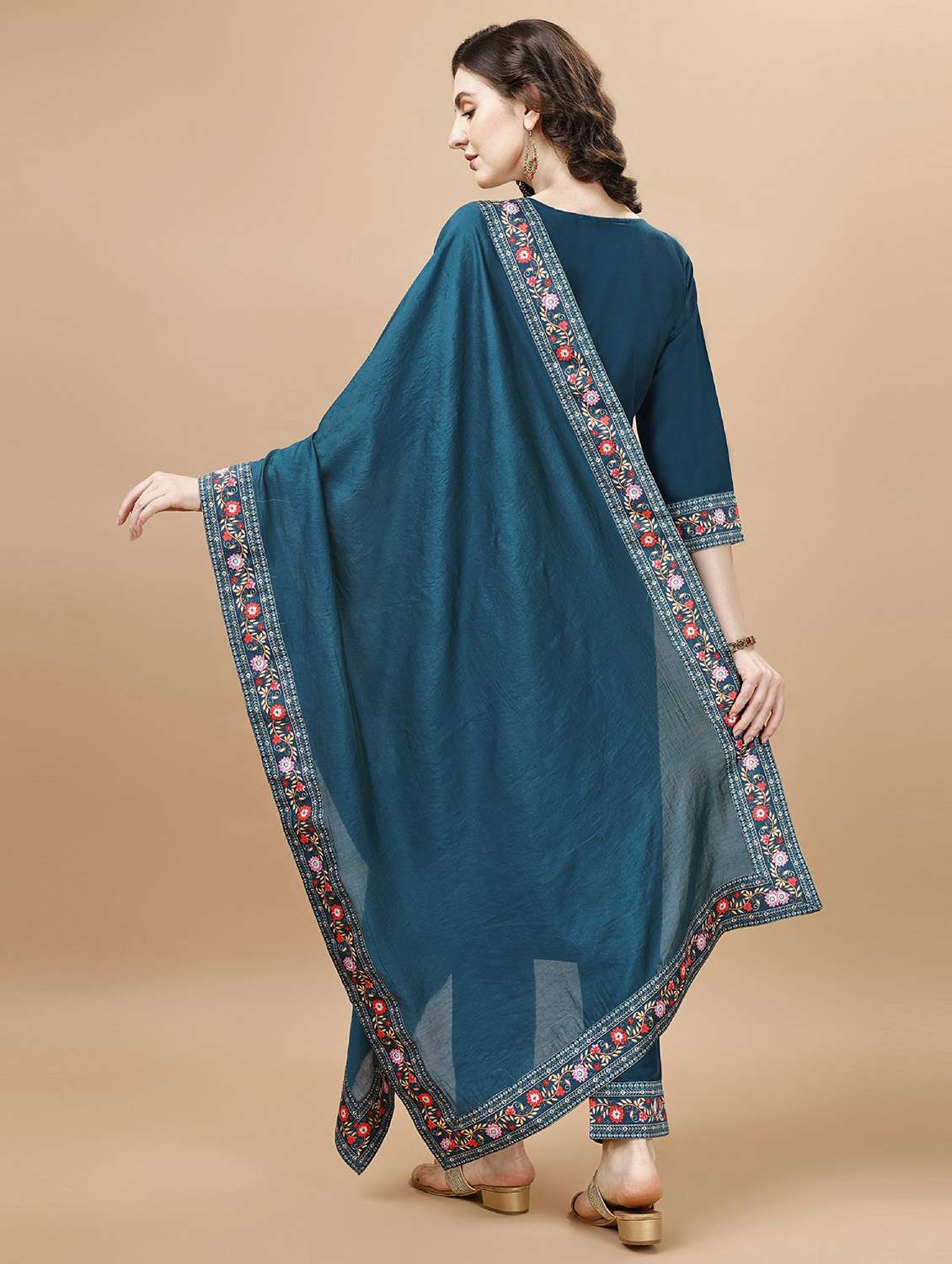women placement print kurta pant set with dupatta - 20929898 - Standard Image - 2