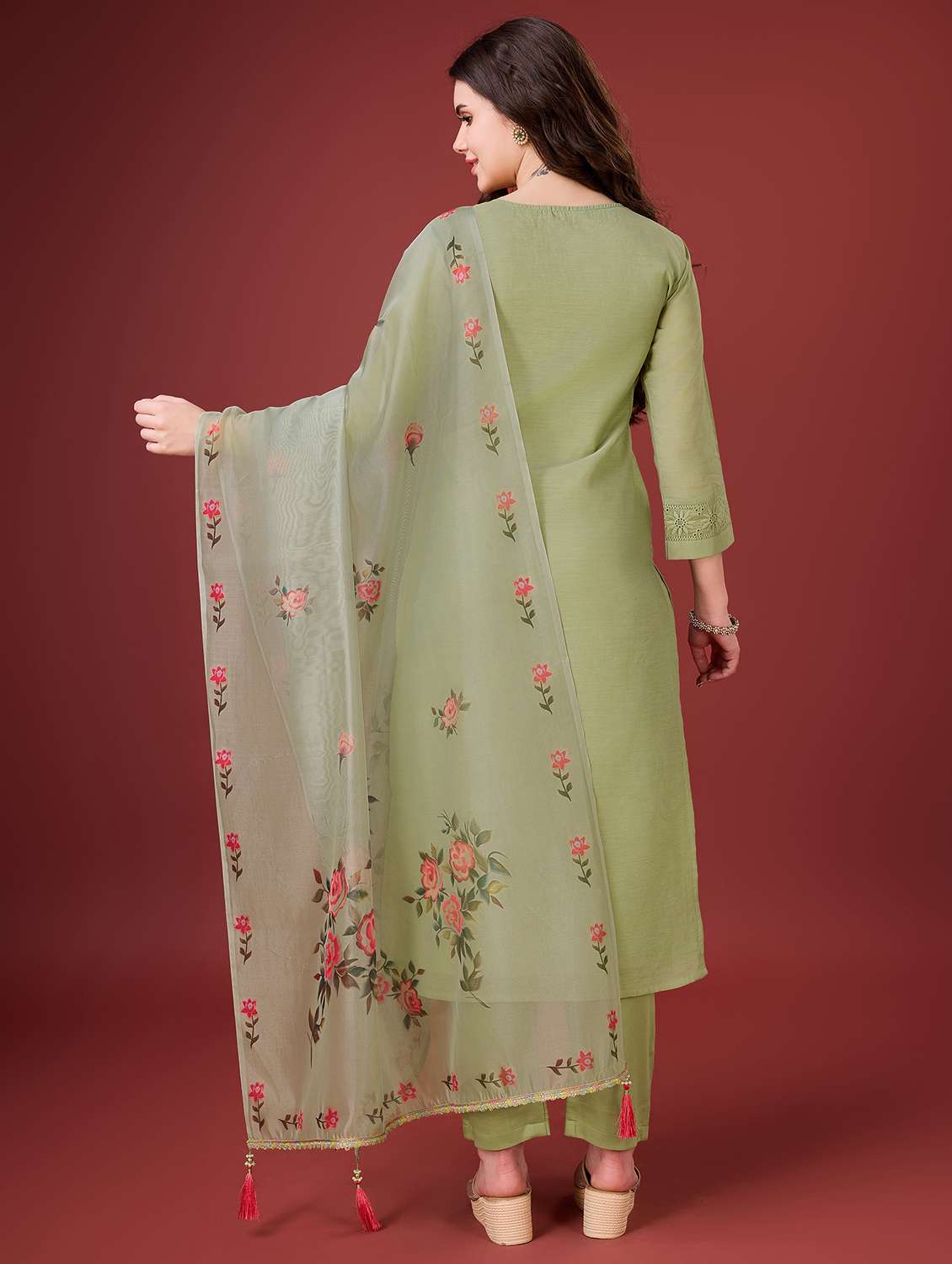 women round neck kurta pant set with dupatta set - 20929900 - Standard Image - 2