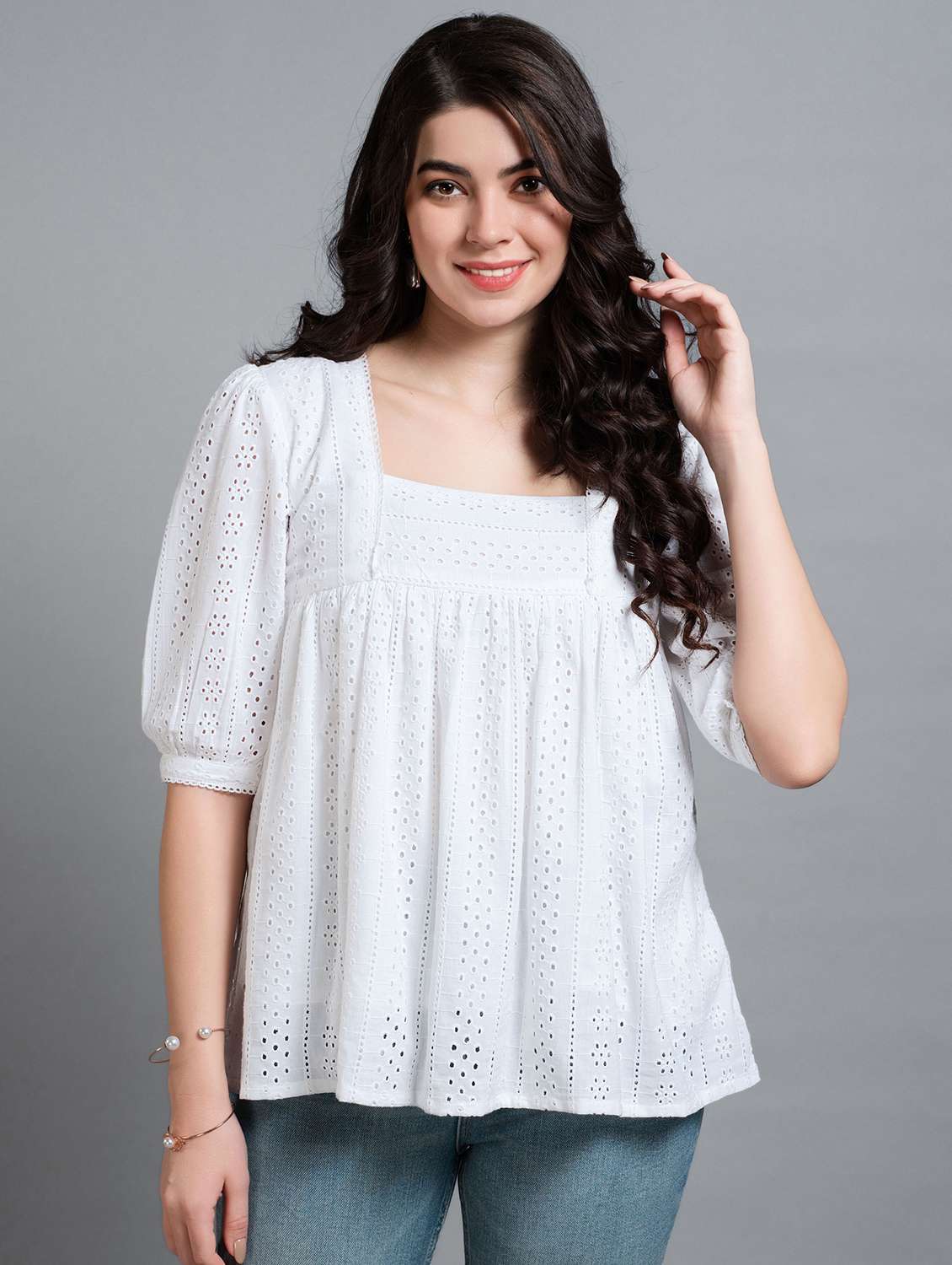 women white regular fit squared neck peplum top