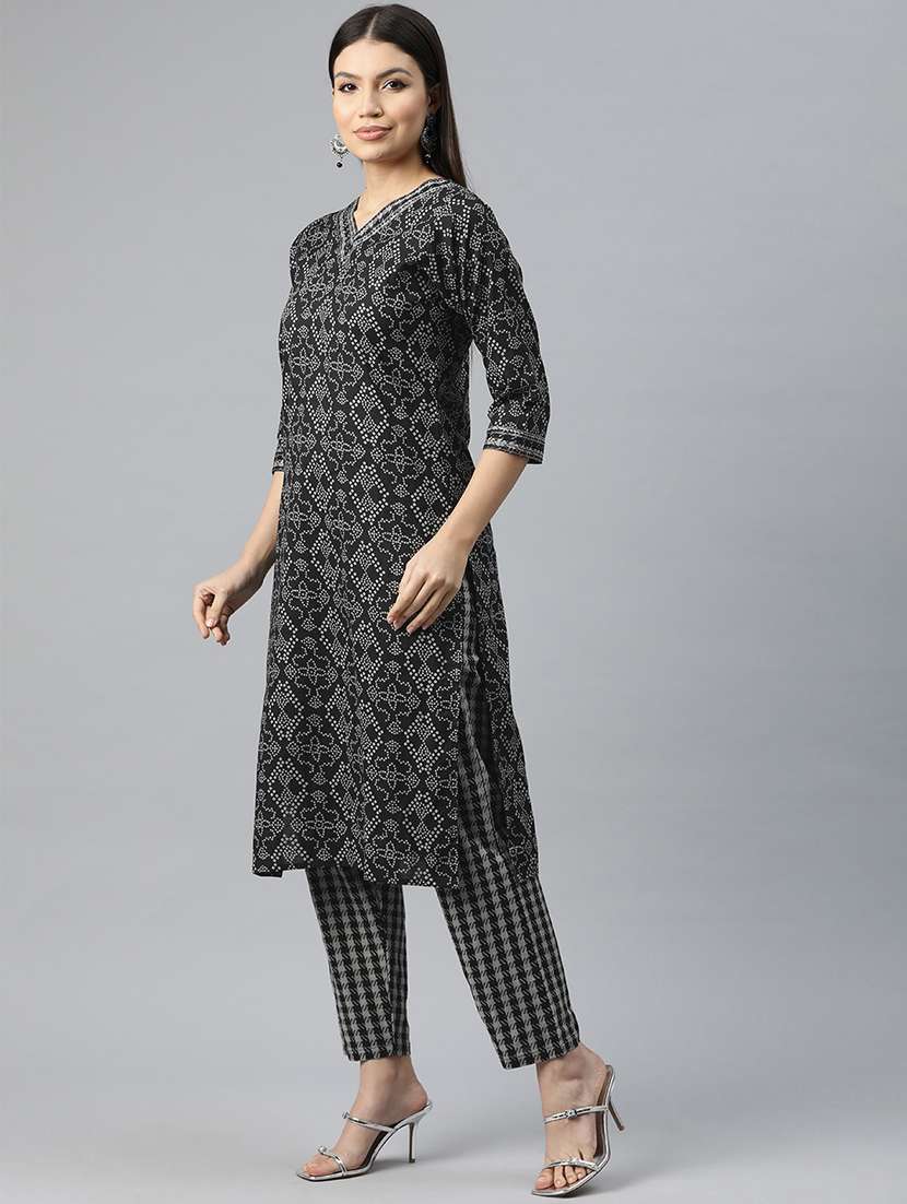 women three quarter sleeve kurta pant with dupatta set - 20930517 -  Standard Image - 2