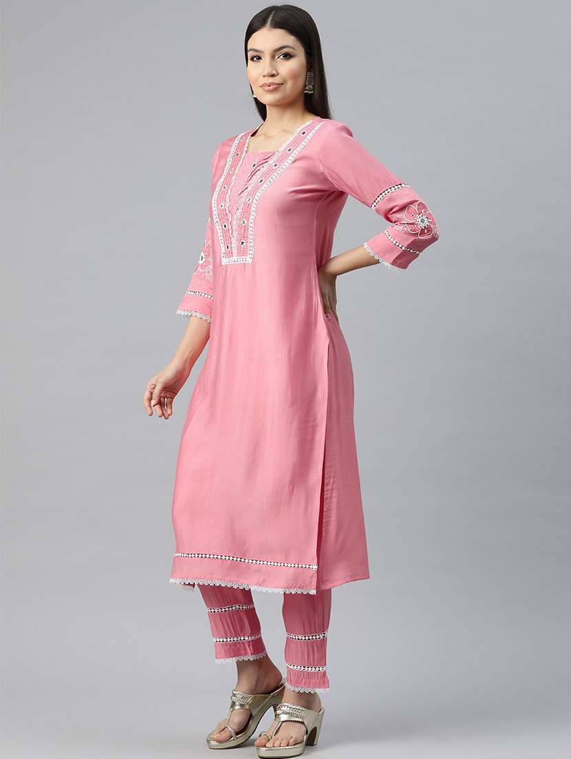 women three quarter sleeve kurta pant with dupatta set - 20930526 -  Standard Image - 2