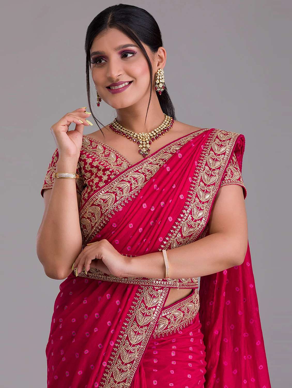 women magenta foil print embroidered saree - 20930779 - Standard Image - 2