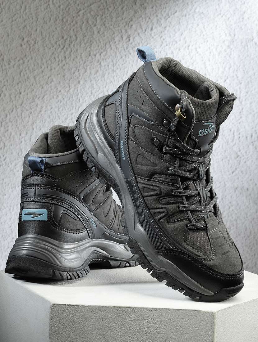 grey lace up sport shoe