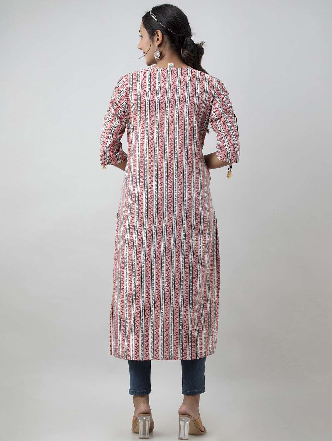 women three quarter sleeve straight kurta - 20957636 -  Standard Image - 2