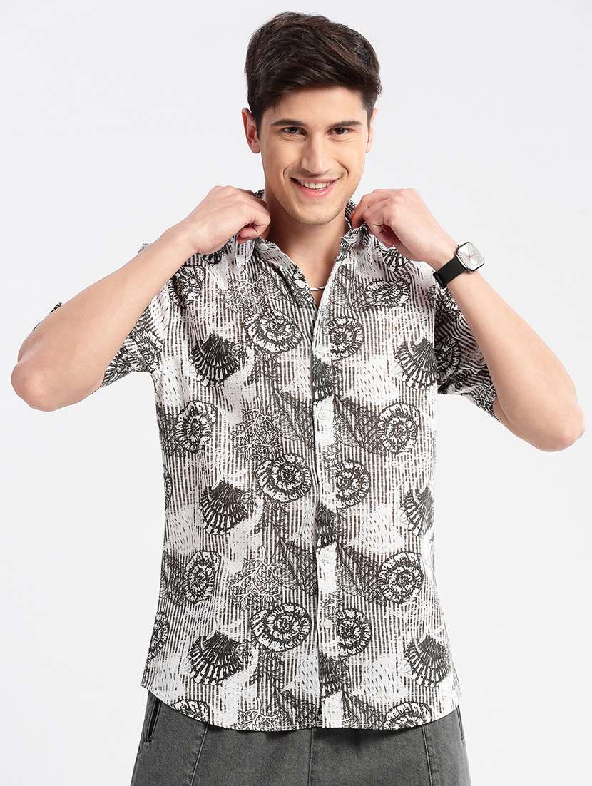 men white printed casual shirt