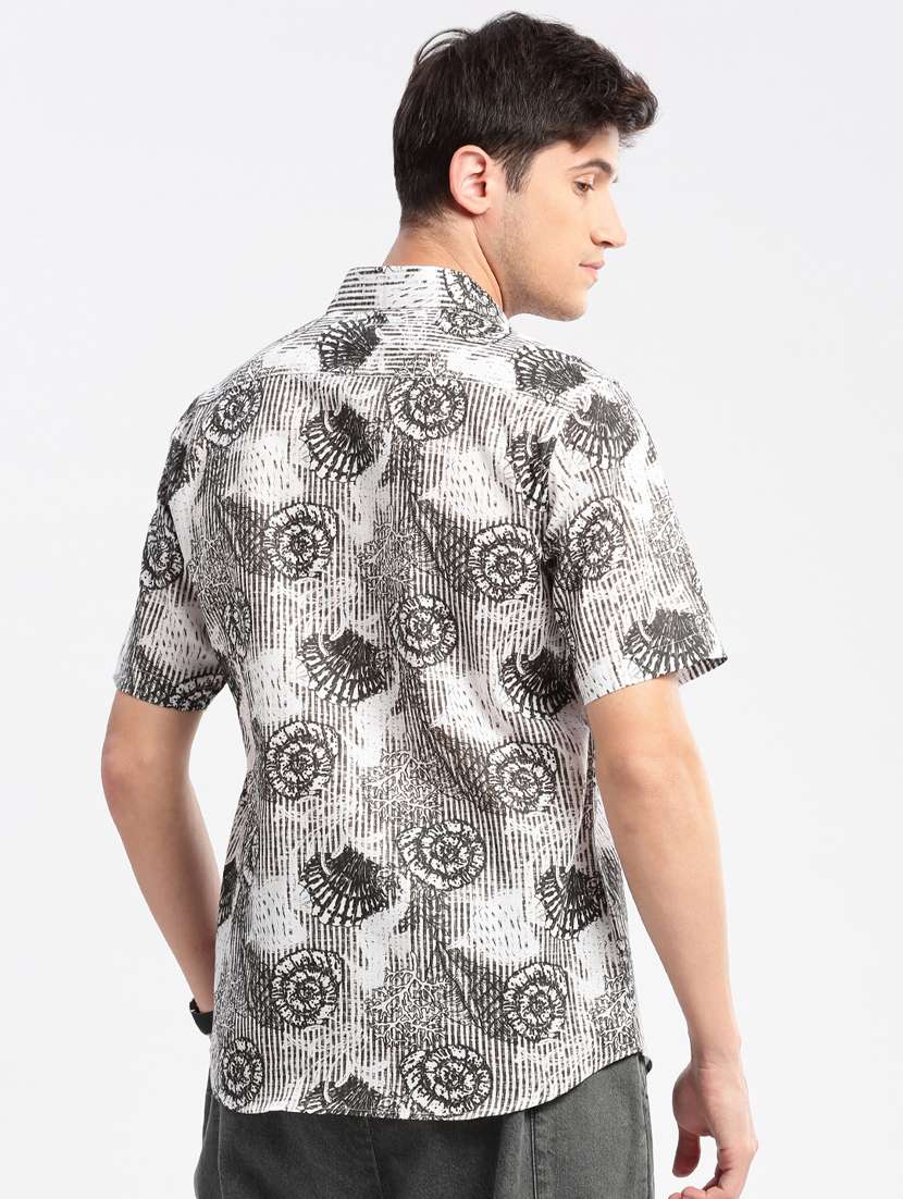 men white printed casual shirt - 20960736 -  Standard Image - 2