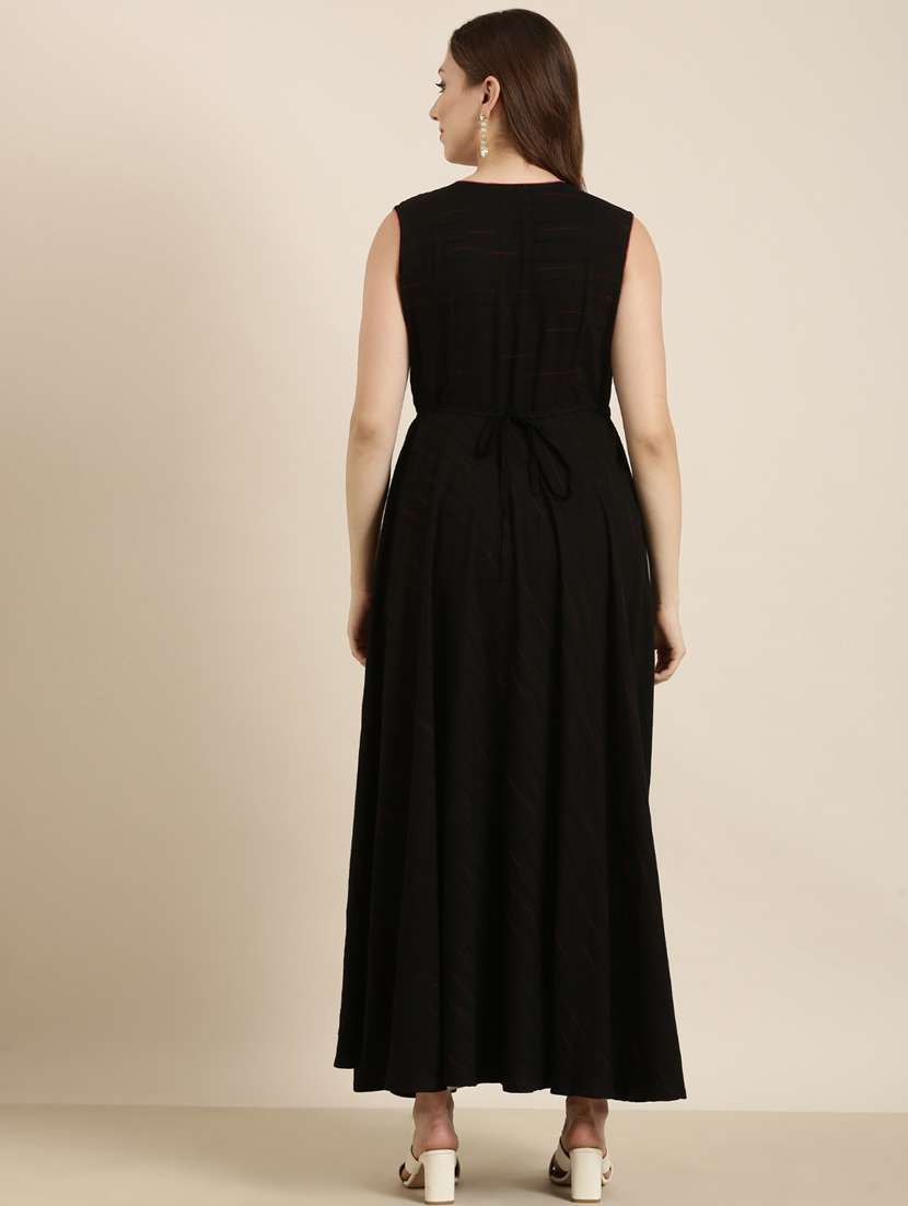 women black overlap neck a-line kurta - 20960879 - Standard Image - 2