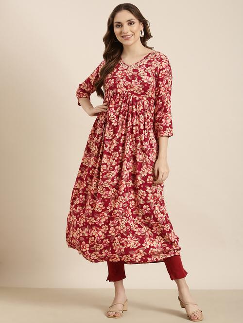 women maroon v neck floral print kurta - 20961028 - Standard Image - 0