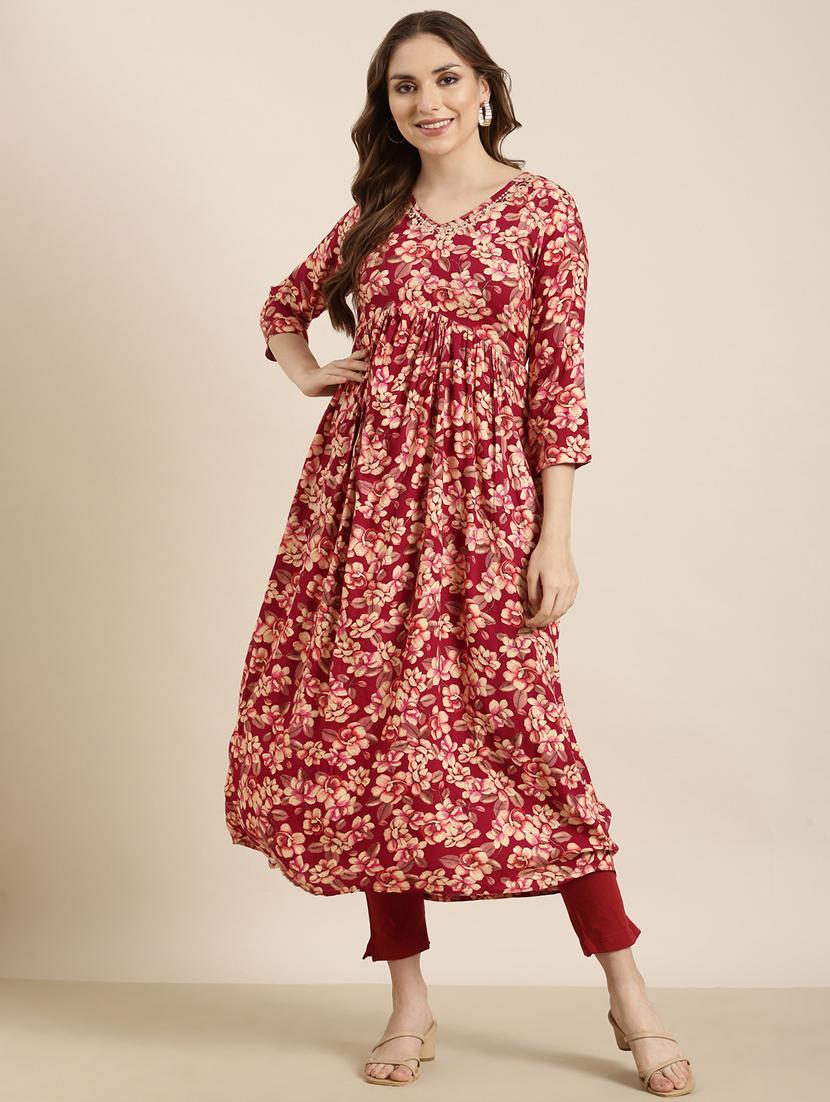 women maroon v neck floral print kurta - 20961028 - Zoom Image - 0