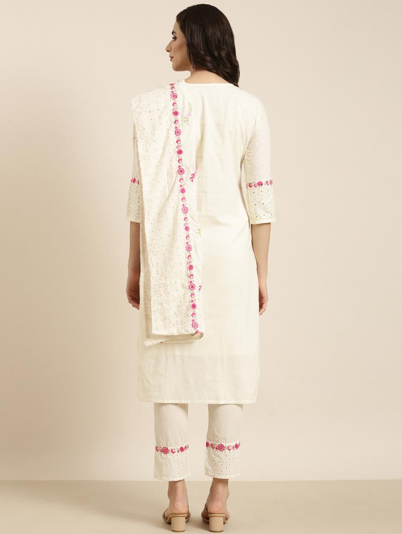 women embroidered kurta pant set with dupatta - 20961227 - Standard Image - 2