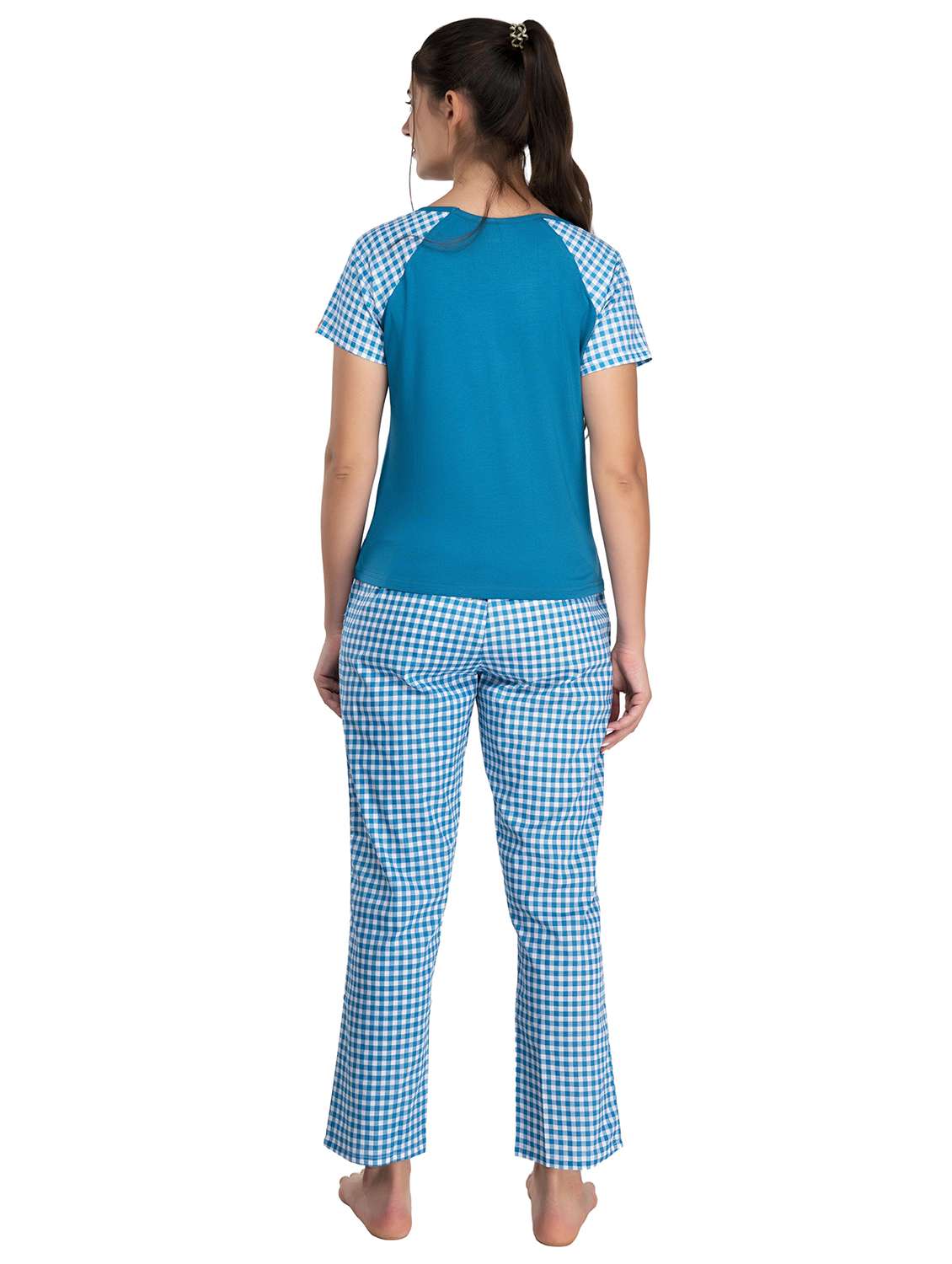 women round neck checks pyjama nightwear set - 20962091 -  Standard Image - 2