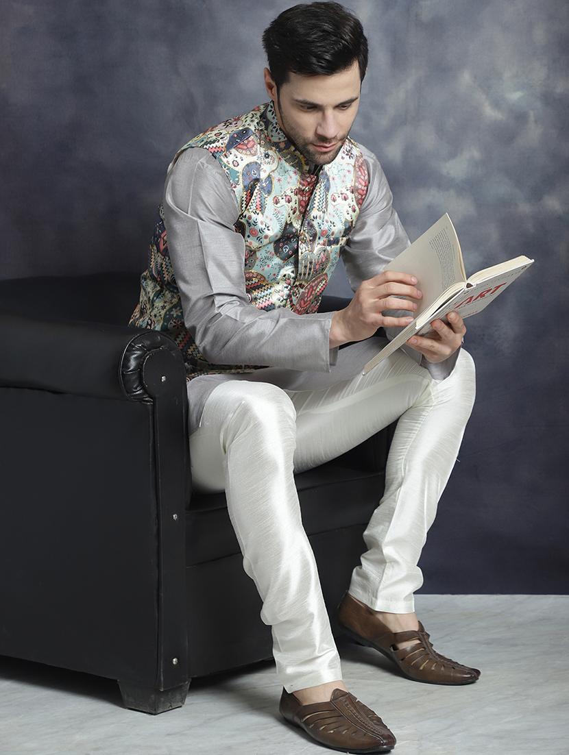 men kurta pyjama with jacket ethnic wear set - 20965427 - Standard Image - 2