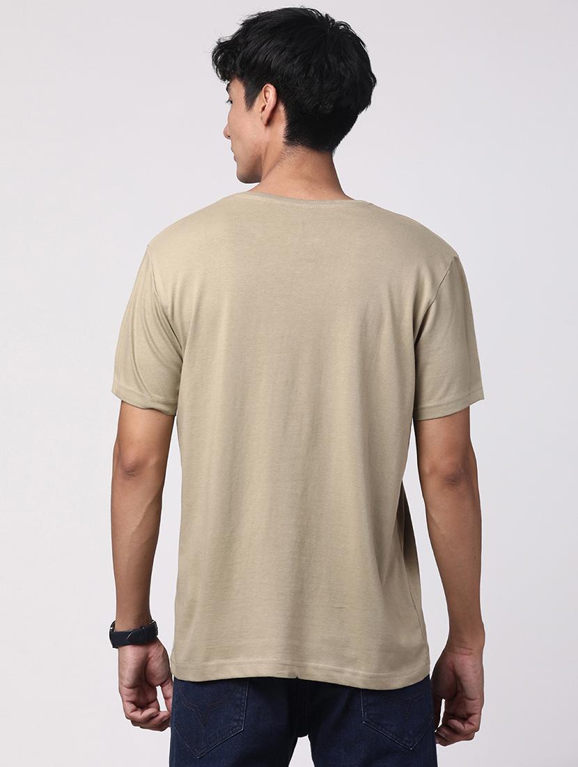 men round neck chest print t-shirt - 20966273 - Standard Image - 2