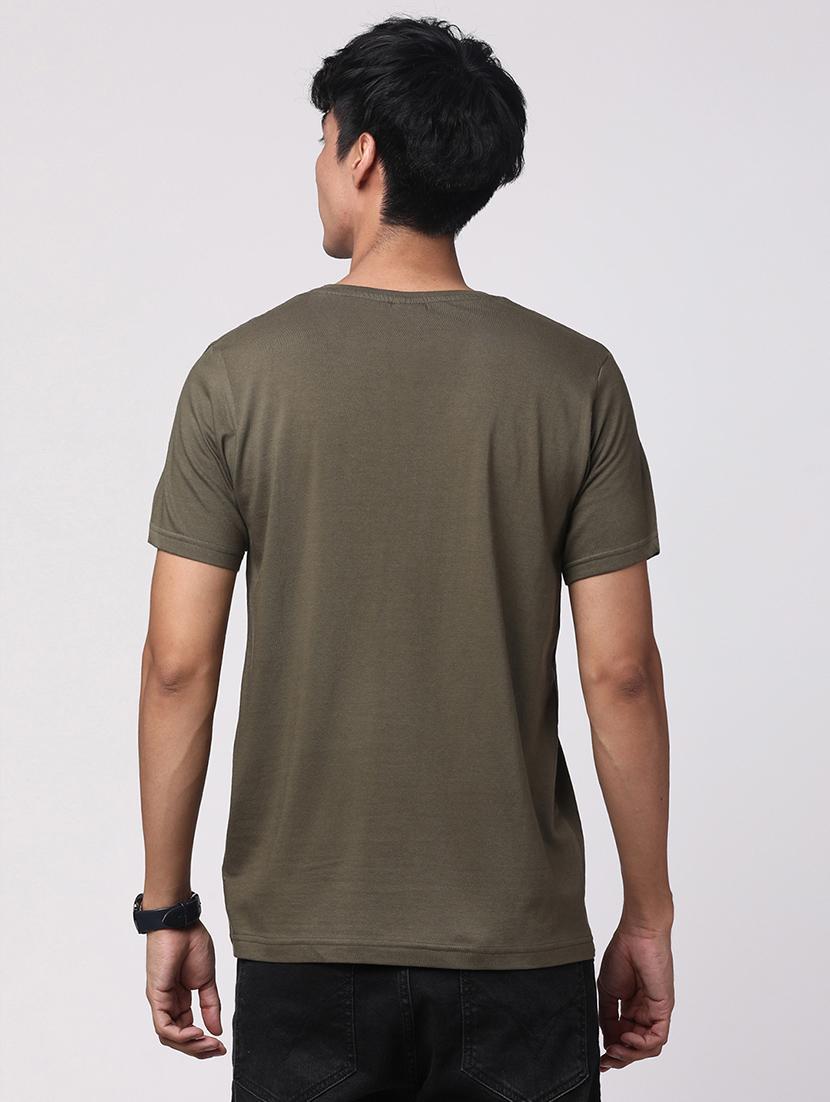 men round neck chest print t-shirt - 20966308 - Standard Image - 2