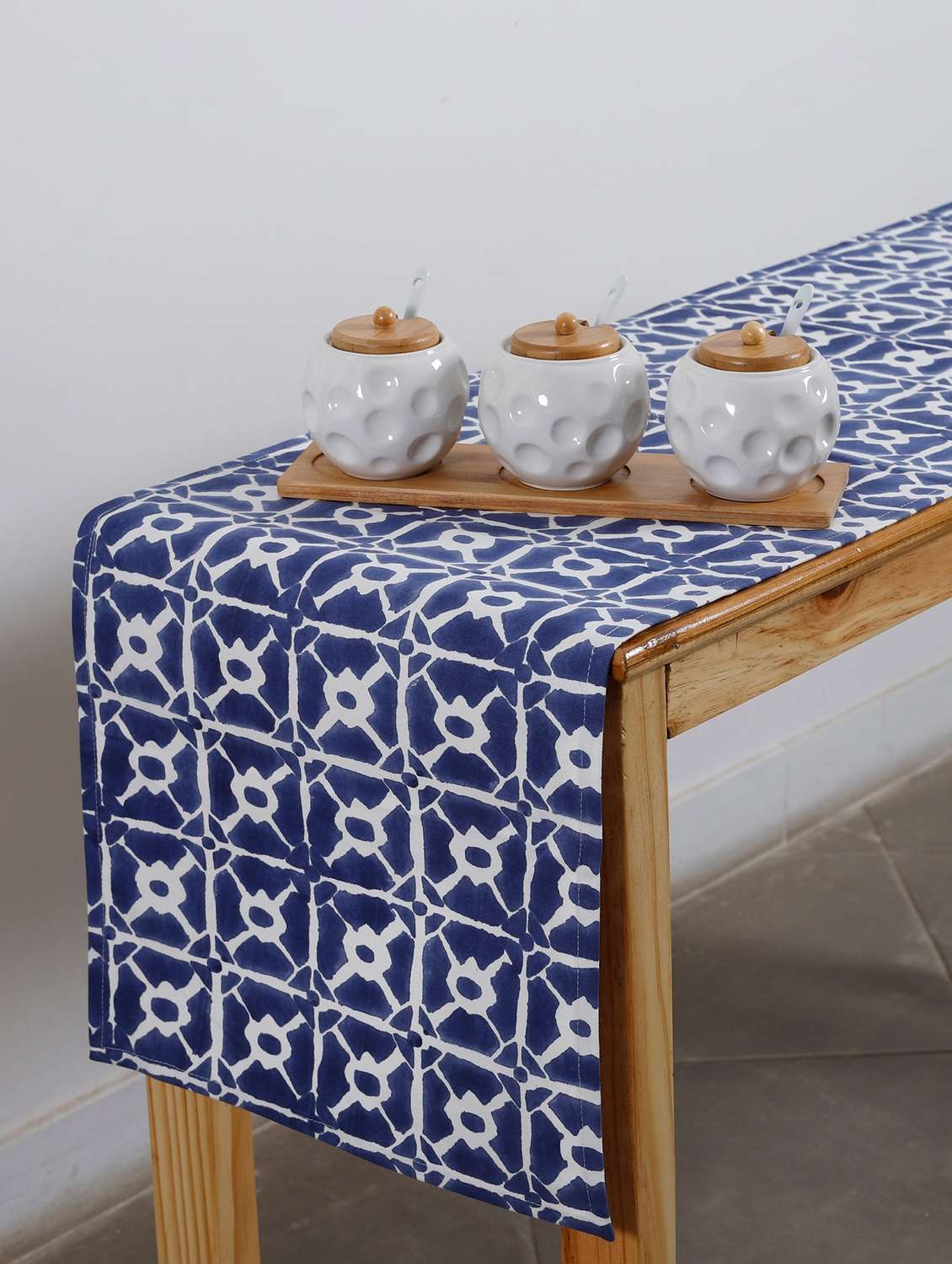 printed cotton table runners