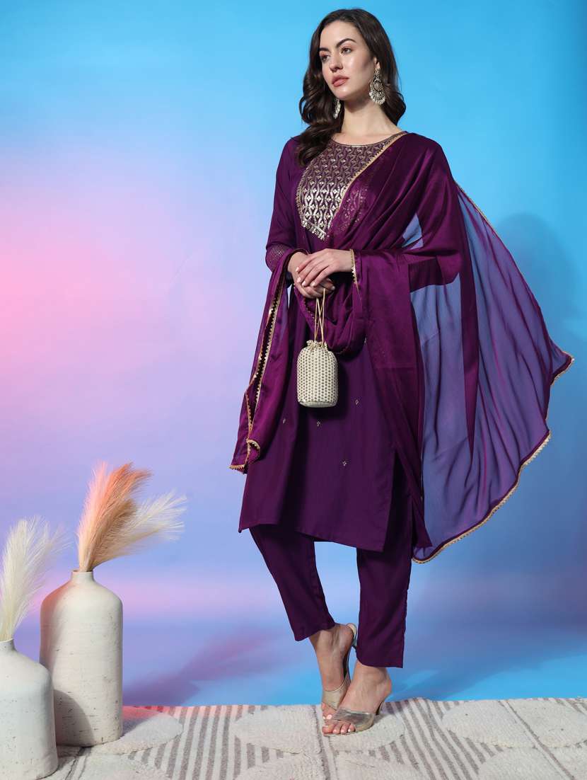women embroidered kurta pant suit set - 20968494 -  Standard Image - 2