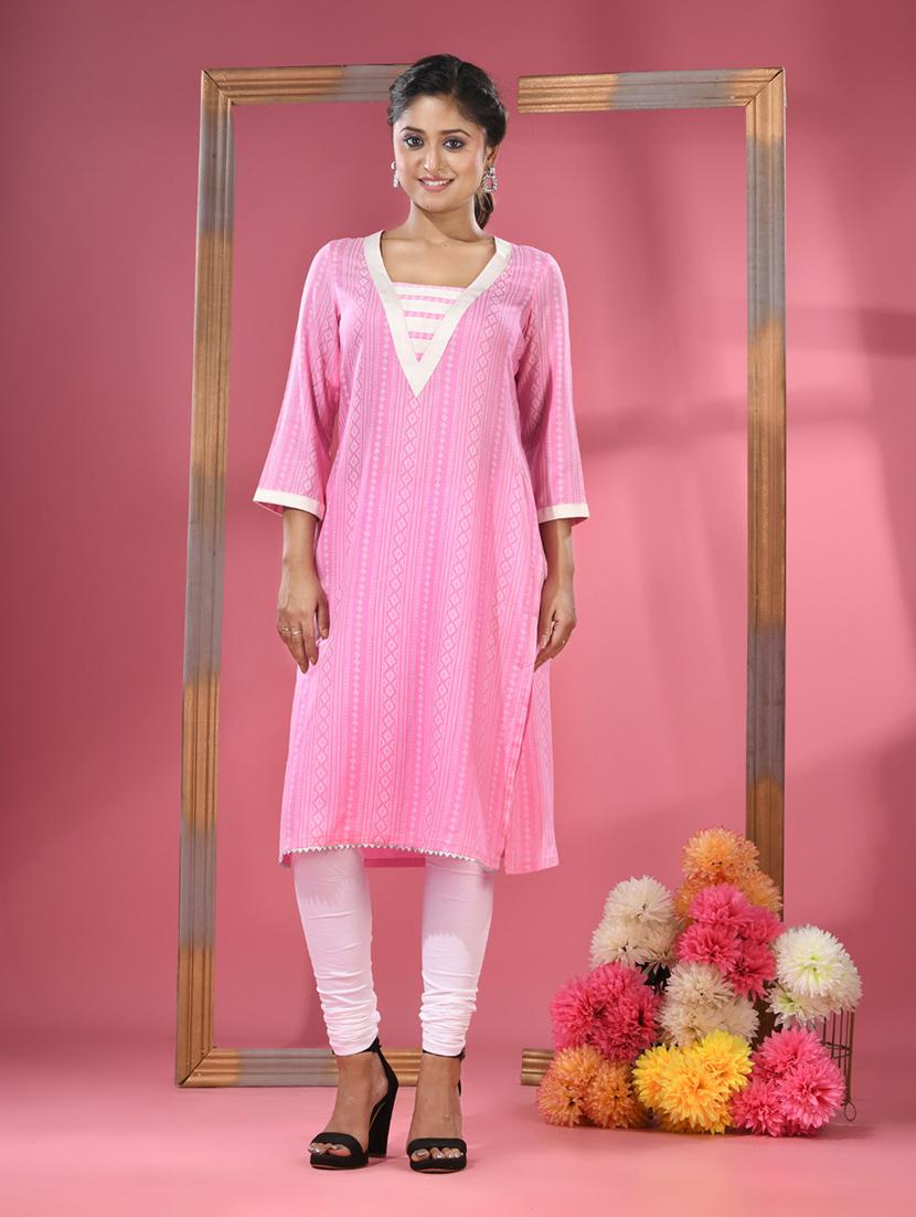 women three quarter sleeve straight kurta - 20970856 - Zoom Image - 0