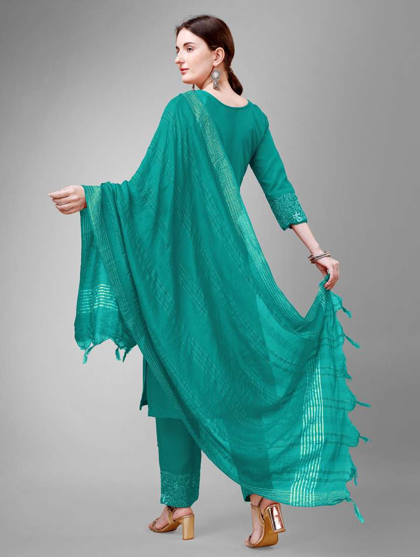 women embroidered kurta pant suit set - 20971700 - Standard Image - 2