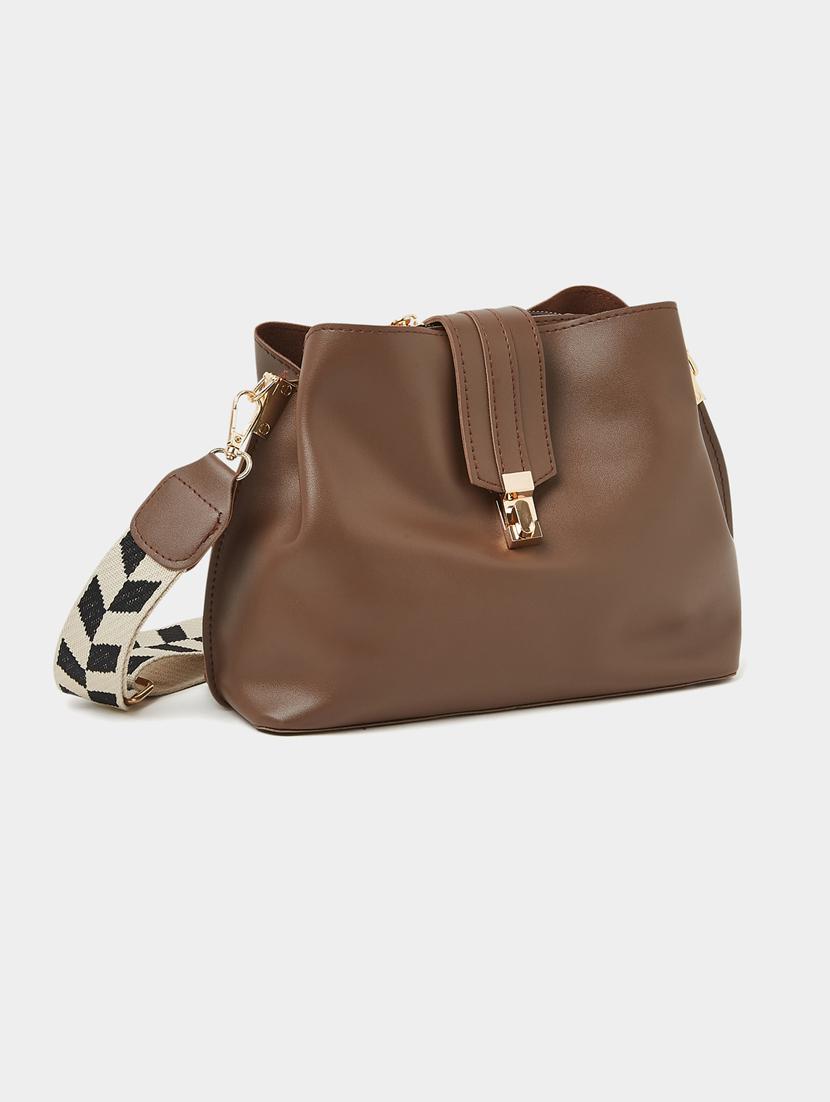 brown solid sling bag - 20977376 - Zoom Image - 0