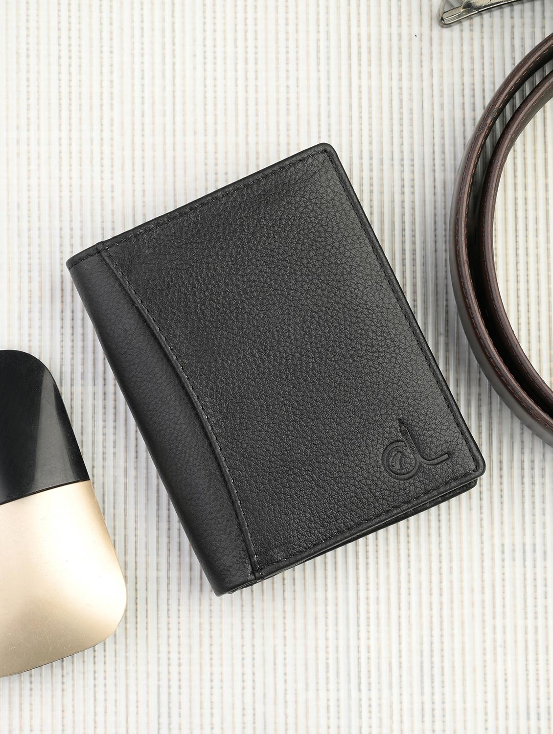 black leather wallet - 20980364 - Zoom Image - 0