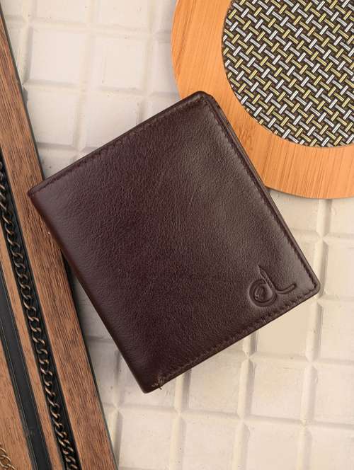 brown leather wallet - 20980374 -  Standard Image - 0