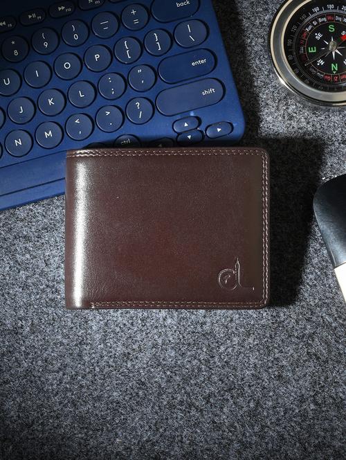 brown leather wallet - 20980377 - Standard Image - 0