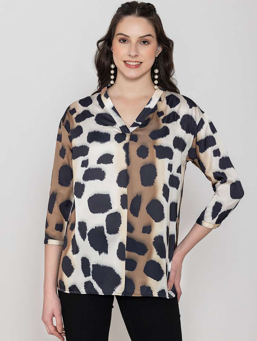 women v neck animal printed regular top