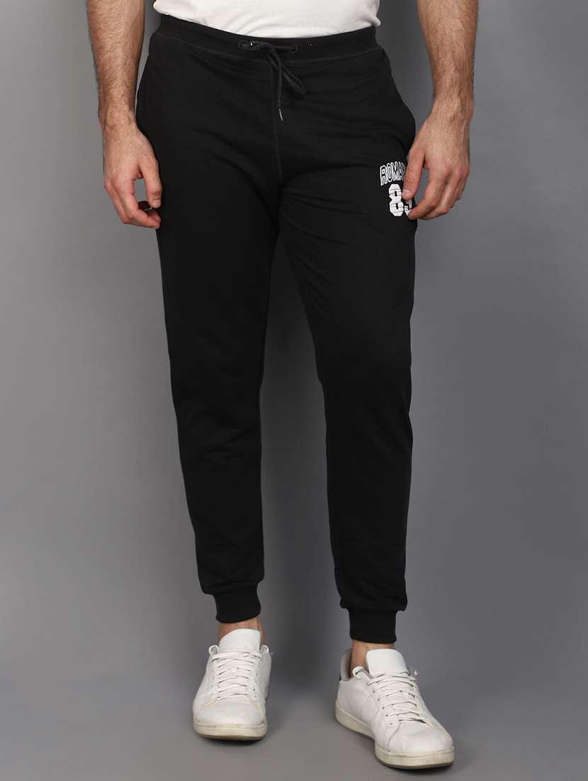 men balck placement print mid rise jogger