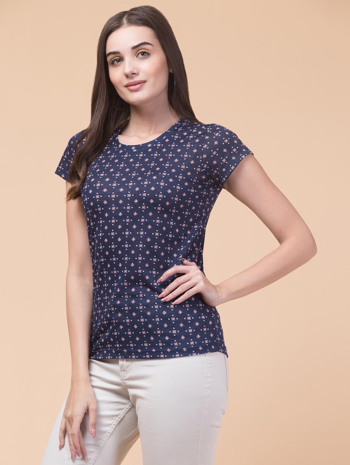 women printed round neck t-shirt - 20982400 - Standard Image - 2