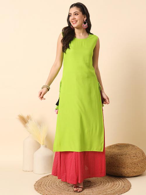 women solid sleveless straight kurta - 20996155 - Standard Image - 0