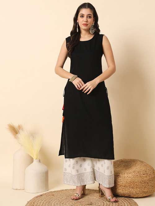 women solid sleveless straight kurta - 20996156 - Standard Image - 0