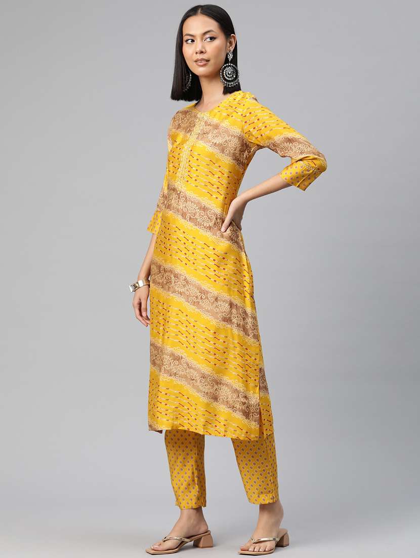 women three quarter sleeve kurta pant with dupatta set - 20999652 - Standard Image - 2
