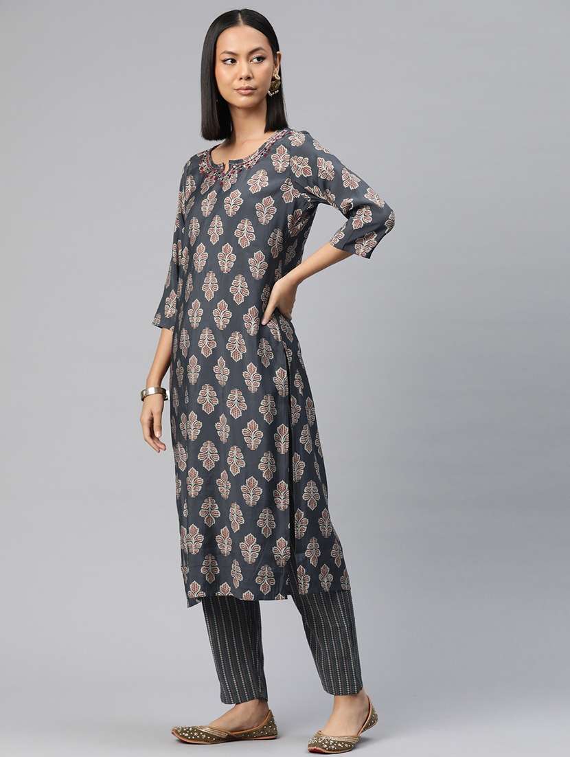 women three quarter sleeve kurta pant with dupatta set - 20999656 - Standard Image - 2