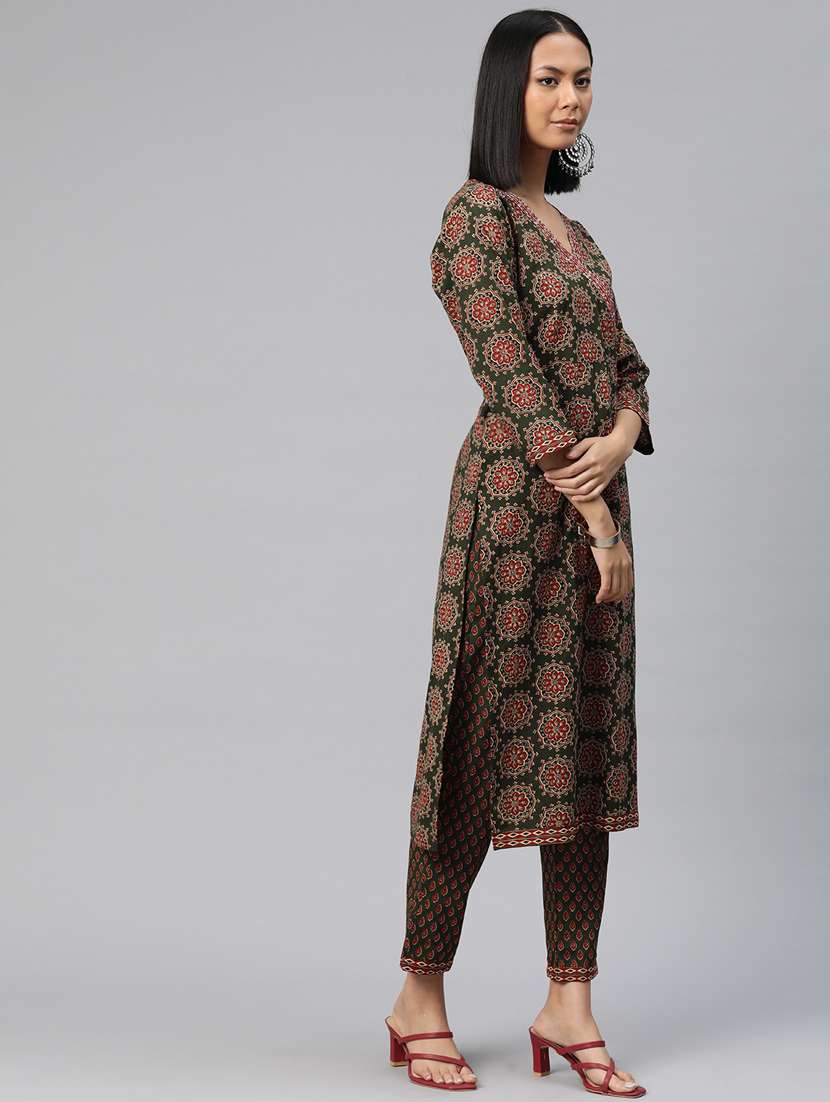 women three quarter sleeve kurta pant with dupatta set - 20999660 -  Standard Image - 2