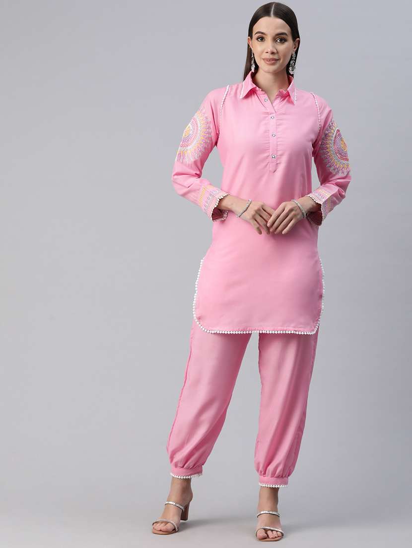 pink detailed kurta salwar set