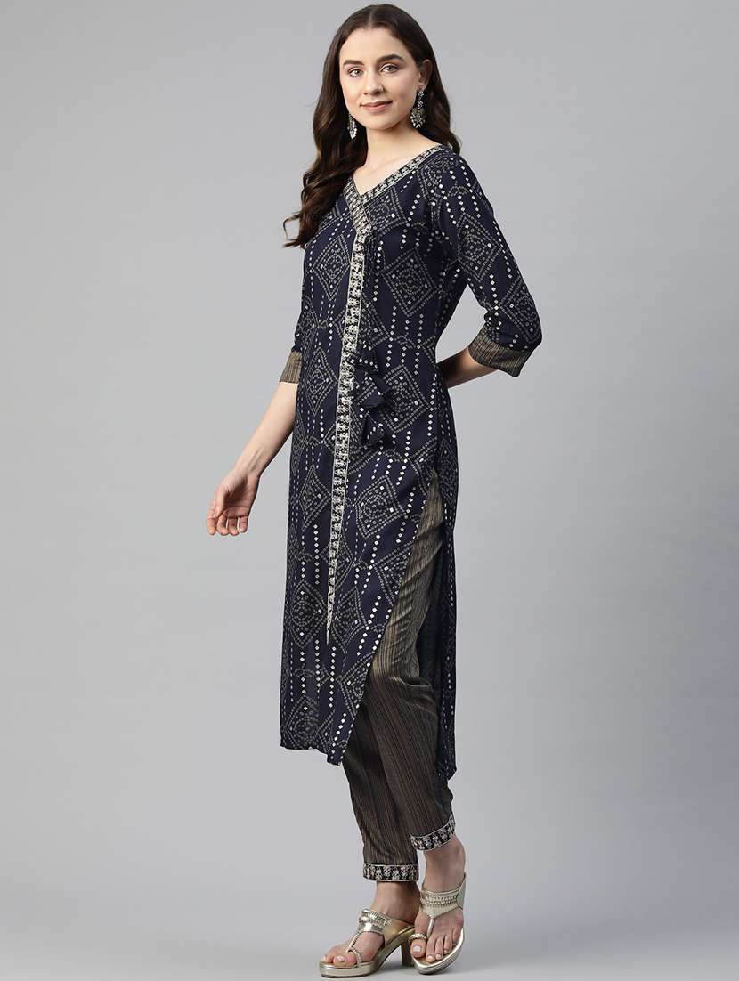 women three quarter sleeve kurta pant with dupatta set - 20999779 - Standard Image - 2