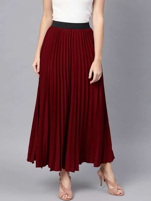 solid maroon pleated detailed skirt - 21008451 - Standard Image - 0