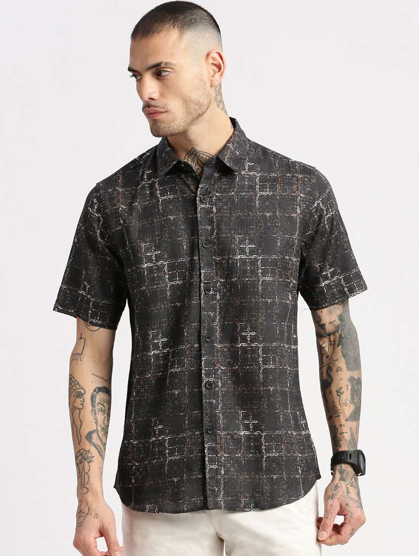 black printed casual shirt