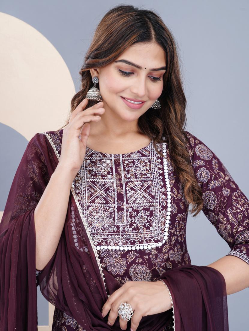 women burgundy kurta pant set with dupatta - 21022551 - Standard Image - 2
