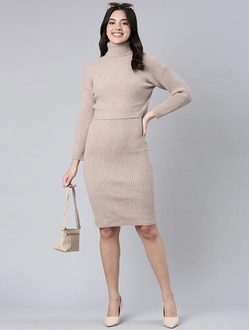 women solid color bodycon dress - 21023302 -  Standard Image - 0