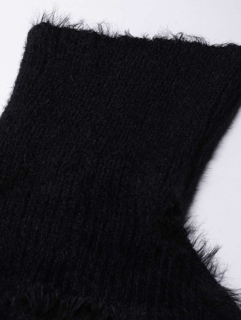 women black solids sleeveless crop top - 21023854 -  Standard Image - 7