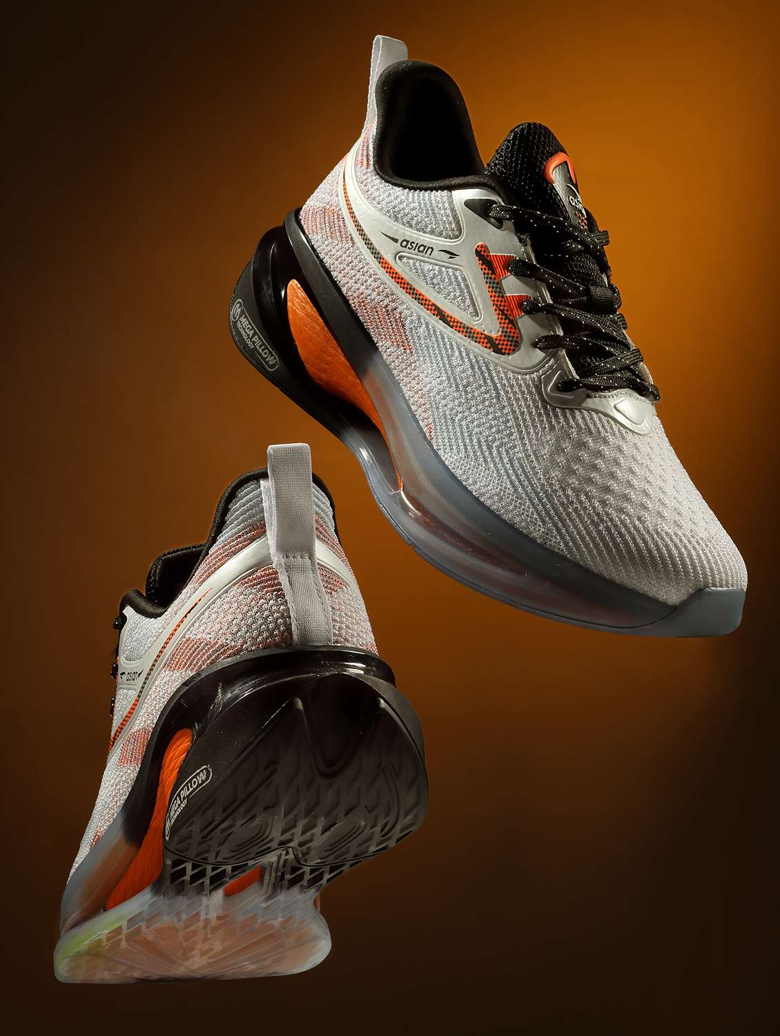 men lace up sport shoes