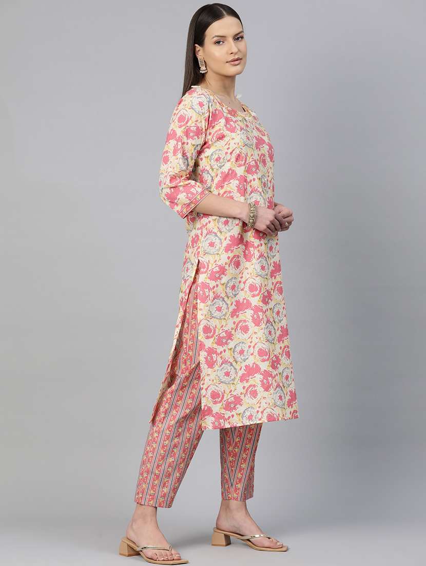 women three quarter sleeve kurta pant with dupatta set - 21031730 -  Standard Image - 2