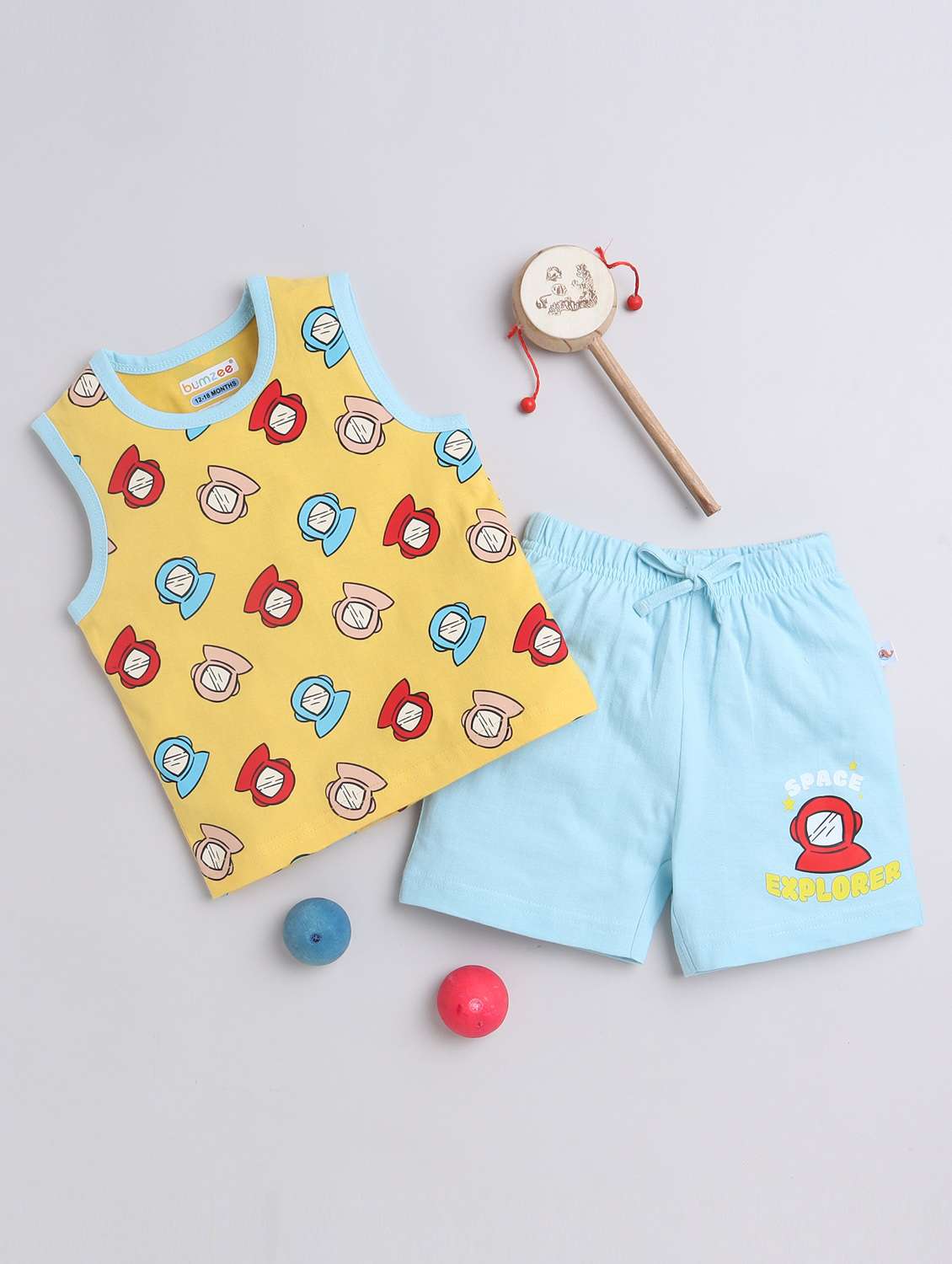 kids quirky printed vest & shorts 